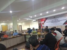 KPU Riau sosialisasi tahapan pemilu kepada awak media 