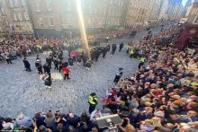 Setelah Pelangi Ganda, Sinar Matahari Bersinar di Peti Mati Ratu Elizabeth II