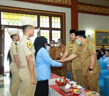 Acara pelepasan mahasiswa