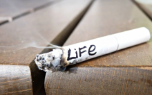 Studi mengatakan anak-anak dan cucu dari orang tua yang terpapar asap rokok lebih mungkin terkena penyakit Asma 