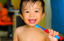 Ilustrasi menyikat gigi. Sumber: Nakita