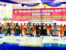 Pemusnahan digelar Wakapolda Riau