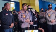 Konferensi Pers Kapolri Listyo Sigit Prabowo di Stadion Kanjuruhan (Foto: Faktualnews)