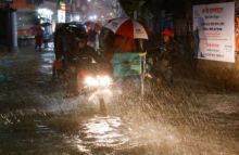 Topan Sitrang Menerjang Bangladesh, Tewaskan Sembilan Orang