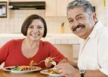 Hari Pangan Sedunia: Kebiasaan Makan Sehat Pada Lansia Untuk Menjaga Umur Panjang