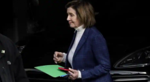 Ketua DPR AS, Nancy Pelosi membuat pernyataan publik pertamanya usai penyerangan yang terjadi kepada suaminya /AP