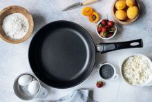 Ilustrasi Wajan Anti Lengket. (Ceklist/Foto)