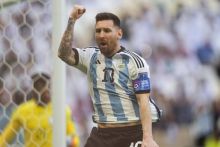 Potret Lionel Messi Lakukan Selebrasi Usai Cetak Gol ke Gawang Meksiko di Piala Dunia 2022 Qatar. (Bola.net/Foto)