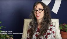 Utusan LGBT AS, Jessica Stren ditolak MUI untuk datang ke Indonesia dan Kemenlu sebut buah tangan tak sesuai budaya /tempo.co