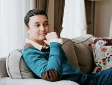 Usai Alami Kebotakan Hingga Tak Percaya Diri Dimas Aditya Jalani Transplantasi Rambut