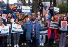 Demokrat Mendapat Mayoritas Suara Setelah Warnock Memenangkan Putaran Kedua di Georgia