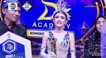 Potret Juaran 1 DA 5, Sridevi yang berhasil membawa pulang trophy dan hadiah uang tunai sebesar Rp300 Juta. (Twiiter)