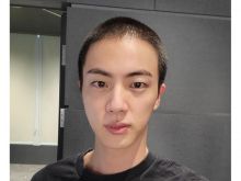 Jin BTS Berangkat Wajib Militer, Army Mendominasi Trending Topic