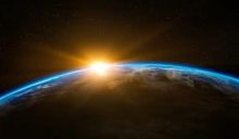 Gelombang Kejut yang Kuat Menghantam Bumi dan Membuat Magnetosfer Retak