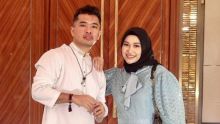 Septia Yetri Opani dan Putra Siregar