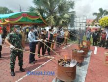 Pemusnahan barang bukti dikantor kejaksaan negeri Bengkalis