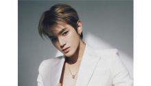 Taeyong NCT bagikan hadiah kepada penggemar, video klip lagu solo 'Fine'/Allkpop