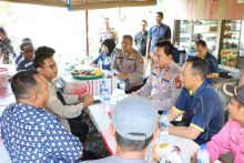 Berikan Pelayanan Terbaik,Gilaran Warga Bungaraya Di Sambangi Tim “Jumat Curhat” Polres Siak