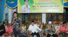 Syahrial ST MSi bersama Gubri dan tokoh masyarakat Rupat
