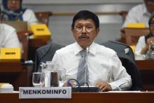 Potret Jhonny G Plate Menkominfo yag Dipanggil Kejagung Soal Kasus Korupsi dana BTS. (Twitter/Foto)