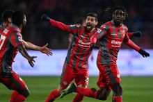 Potret Selebrasi yang Dilakukan Oleh Tim Cremonese usai Kalahkan Peringkat 5 Klasemen As Roma. (SkySportAustria/Foto)