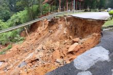 Ilustrasi tanah longsor yang terjadi di Pulau Serasan Kepri /grid.id