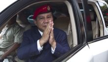 Prabowo Subianto dilarang naik mobil Lexus. Sumber: tempo.co