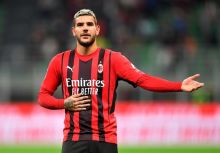 Potret Theo Hernandez pemian terbaik alias man of the match Tottenham vs AC Milan, laga leg kedua babak 16 besar Liga Champions 2022/2023 Kamis (9/3/). (Okezone.com/Foto)