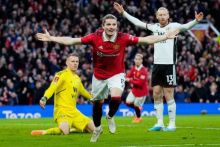 Man United vs Fulham di Piala FA: 3 Kartu Merah dan Penalti Warnai Kemengan Setan Merah. (bola.net/Foto)