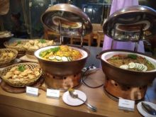 Foto : Salah satu menu berbuka di Batiqa Hotel Pekanbaru (devi/riau24)