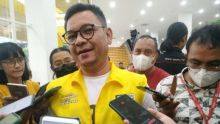  Ketua DPP Partai Golkar TB Ace Hasan Syadzily menegaskan ketum mereka Airlangga Hartarto tidak akan pernah menjadi Cawapres Anies Baswedan di pemilu 2024. Sumber: suara.com