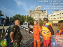 Komandan Pos AL Bengkalis Kapten (P) Amrizal