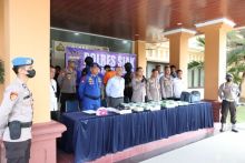 Polres Siak Gelar Konferensi Pers Ungkap Puluhan Kilo Narkotika Jenis Sabu dan Ribuan Pil Ekstasi