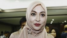 Mantan terpidana kasus korupsi, Angelina Sondakh membicarakan kebabasan Anas Urbaningrum dari Lapas Sukamiskin, Selasa 11 april 2023. Sumber: cnnindonesia.com