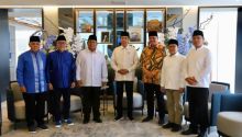 Wakil Ketua Umum Partai Golkar, Nurdin Halid meminta PDI Perjuangan untuk tidak bergabung dengan Koalisi Besar. Sumber: cnnindonesia.com