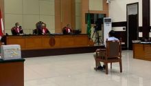 Sidang Kasus Luhut Binsar Ditunda 8 Juni, Pengacara Haris Fatia Protes: Ini Intervensi!. (detik.com/Foto)