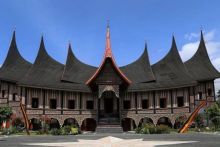 Daftar Nama Rumah Adat 38 Provinsi di Indonesia. (Kemenparekraf/Foto)