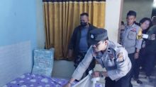 Pihak kepolisian Polsek Mandau saat olah TKP