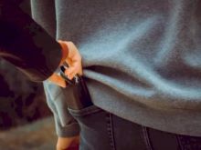 Viral! Pasutri Ini Ketangkep Basah saat Copet HP Pengunjung PRJ. (Ilustrasi/Foto)