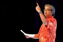 Founder Lembaga Survei Kelompok Kajian dan Diskusi Opini Publik Indonesia (KedaiKOPI) Hendri Satrio memberi label seniman PDI Perjuangan pada Butet Kertaredjasa. Sumber: Tirto.ID