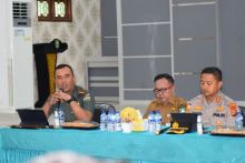 Mediasi konflik Warga Suku Sakai dan PT Panahatan