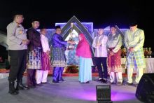 Alfedri Buka dan Tutup STQ ke-9 di Kelurahan Mempura  Siak