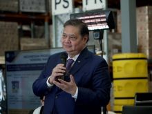 Airlangga Buka Suara soal Elite Golkar yang IKut Apel Siaga NasDem di GBK. (Golkar/Foto)