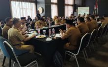 Rapat evaluasi keuangan dan fisik pemkab Bengkalis