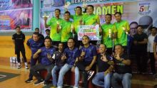 Pembagian hadiah turnament Badminton bengkalis bermasa