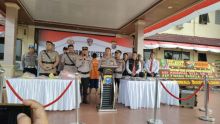 Kapolres Bengkalis saat press rilis pembunuhan