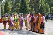 Apel HUT  Riau ke 66 Bupati Siak Raih Penghargaan Dari Gubernur Syamsuar