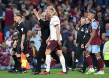 Alasan Pep Guardiola Marah pada Haaland Walaupun Sudah Cetak Dua Gol. (Twitter/Foto)