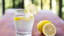 5 Cara Membuat Air Lemon untuk Diet, Bisa Bantu Kecilkan Perut Buncit