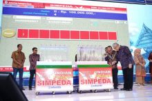 Nasabah bank bjb Memenangkan Hadiah Undian Nasional Simpeda